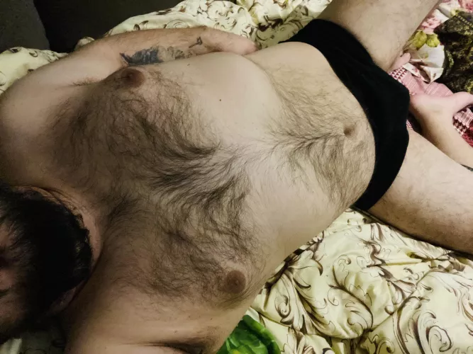 Dadbods were made for cuddles