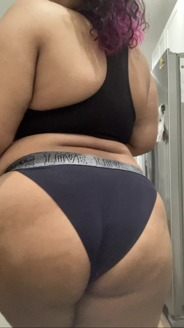 Do you like Indians with juicy butts?