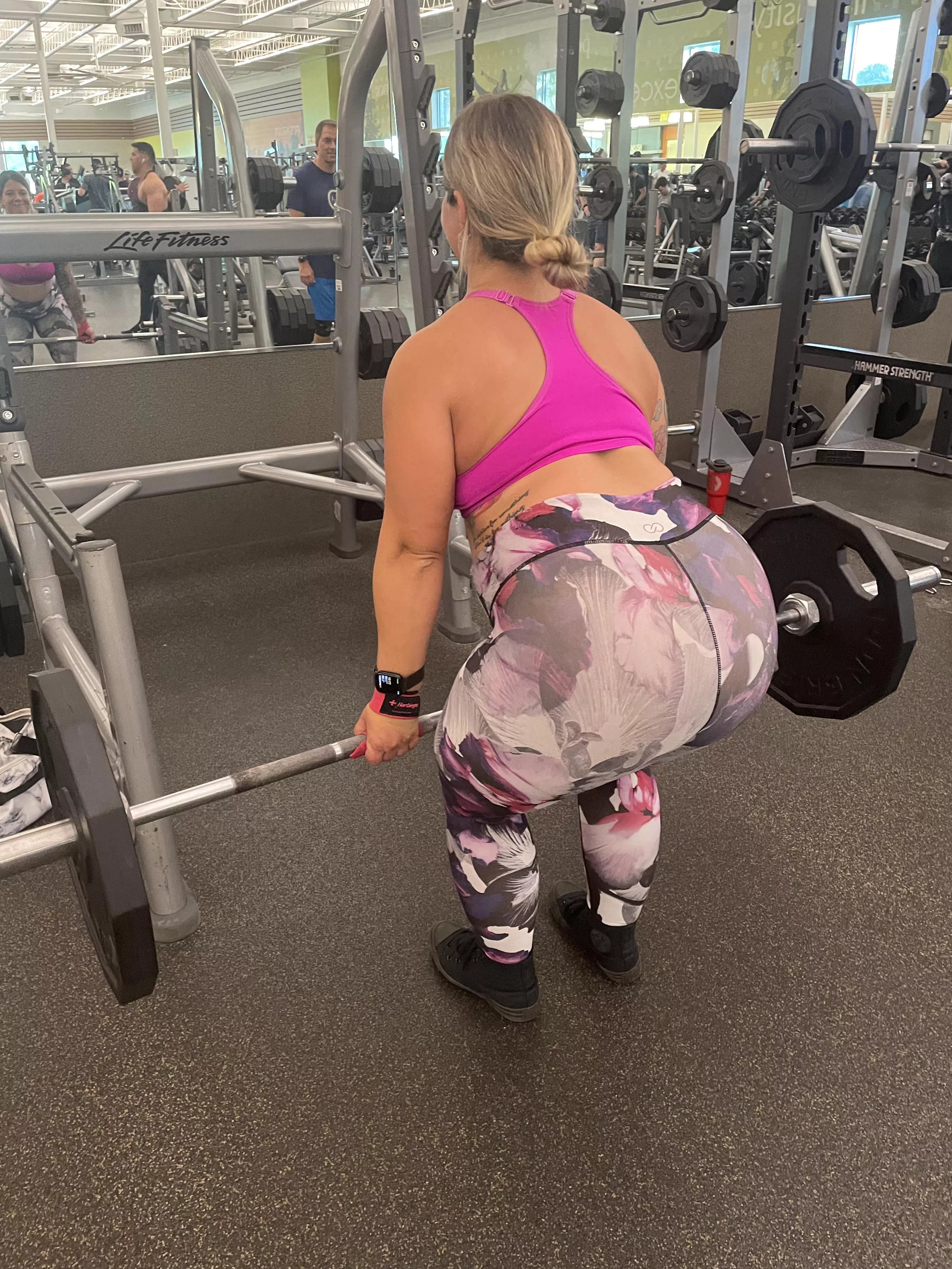 [F] who would fuck this thick ass?