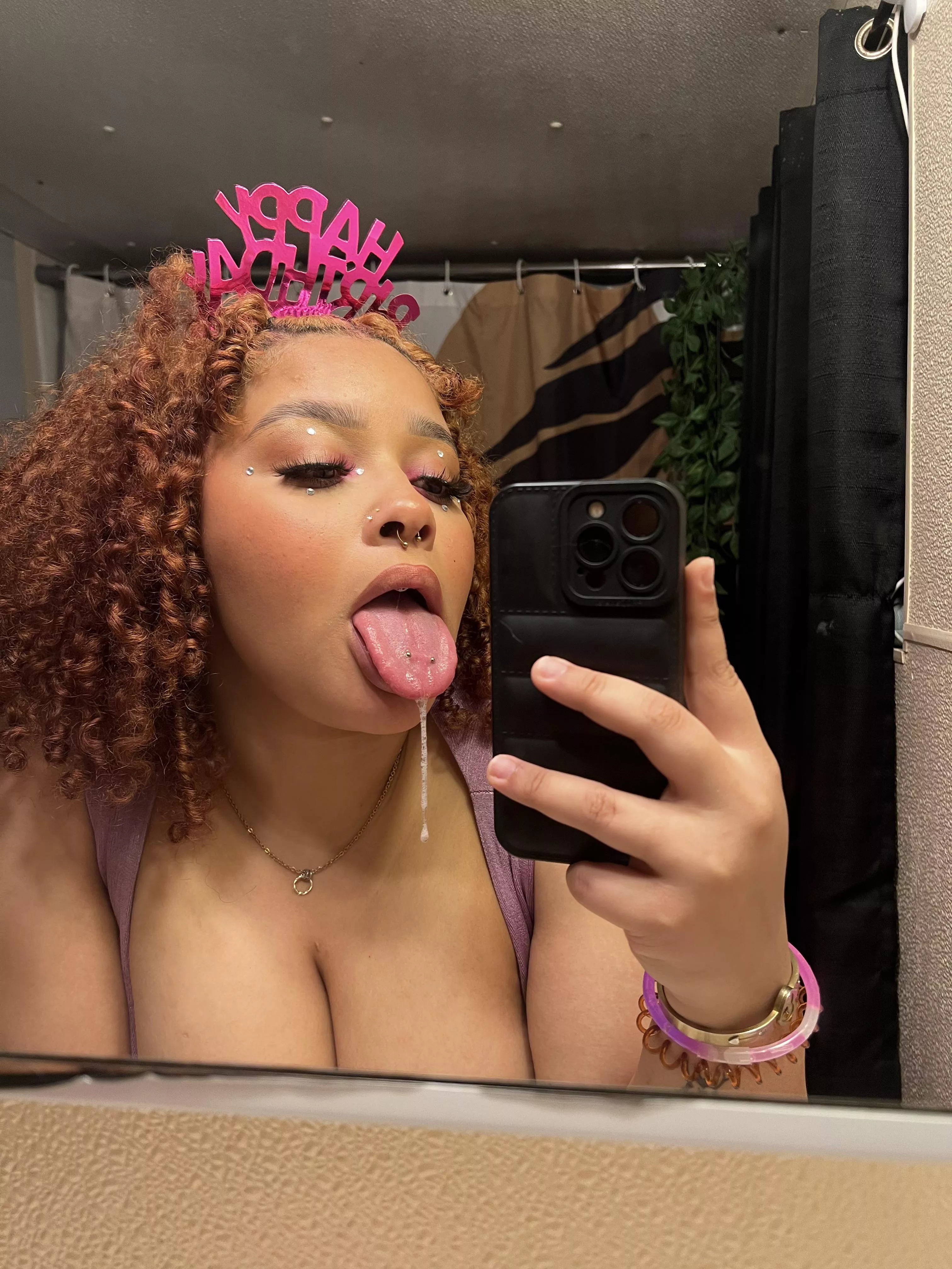 Get me into my birthday suit 😋💓 [F]