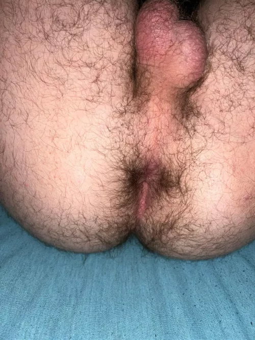 Good enough for a 19 year old Hole? DM me if interested in this slutty hole!😏