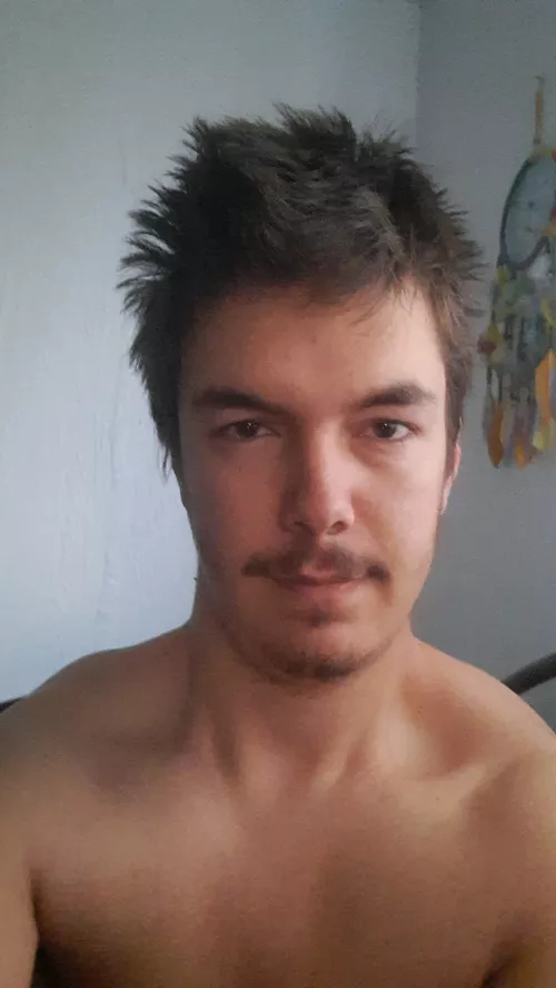 Good morning fellas, just woke up ! Hope u have a good day😁