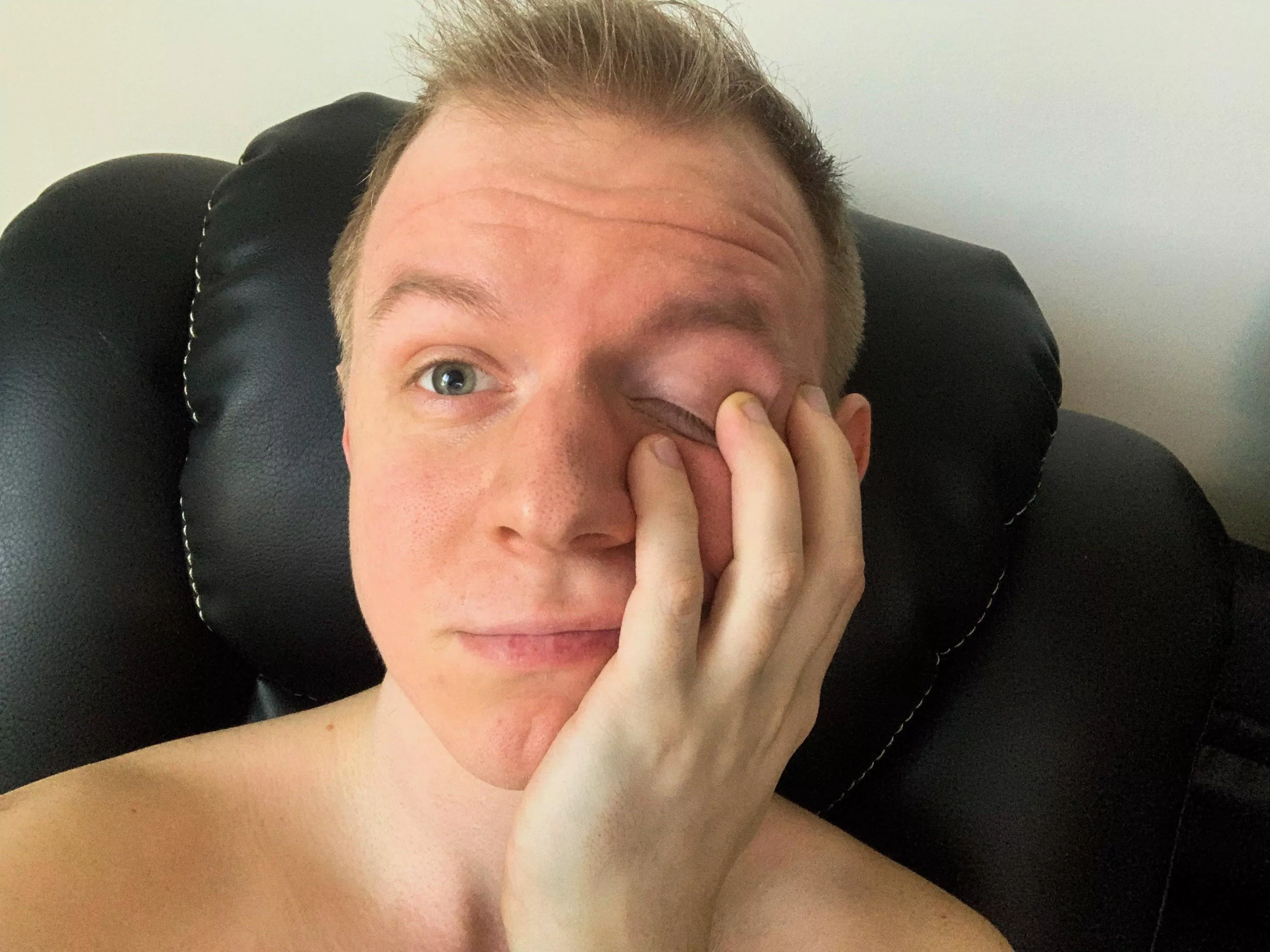 Hello, 30s. 🎂😮‍💨🥳