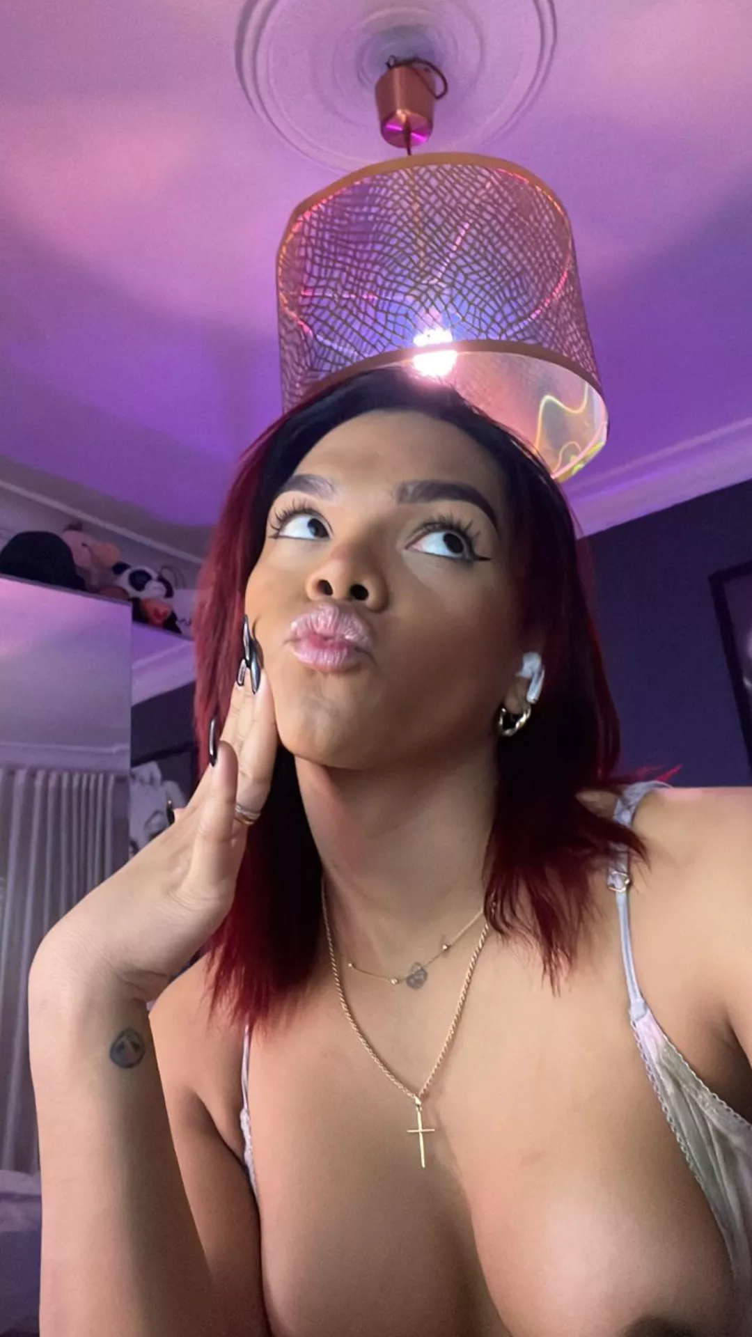 I am online right now! Come play with me!