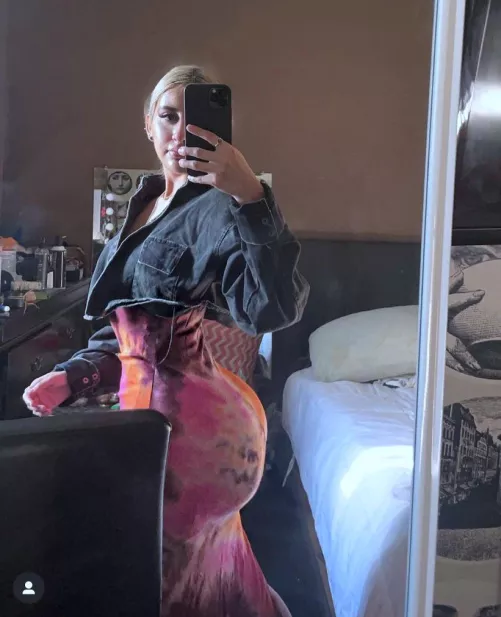 I can’t get a enough. Built perfect as fuck!