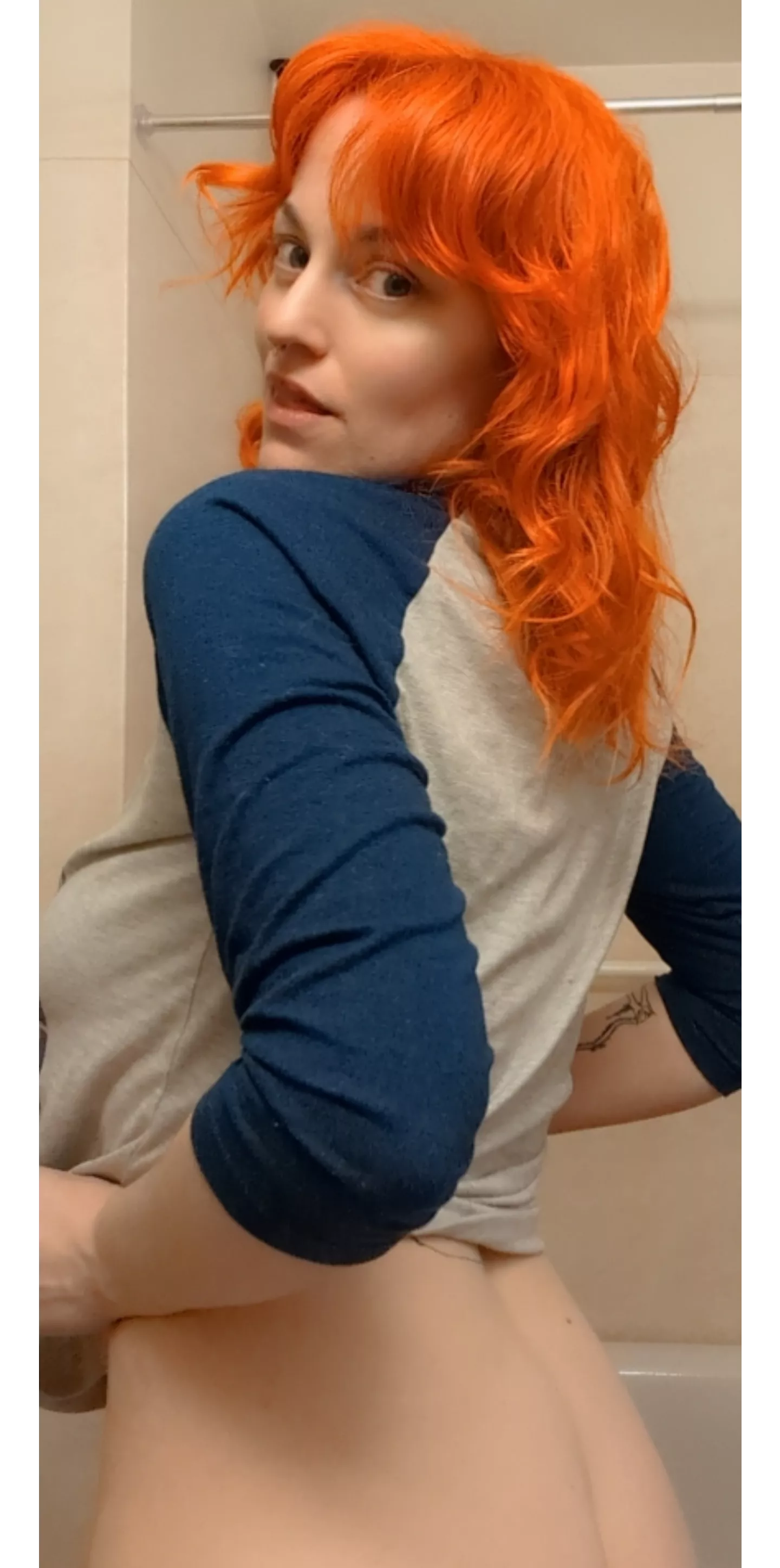 I love my orange hair, I really think it's the color I was supposed to have! 😍🍊