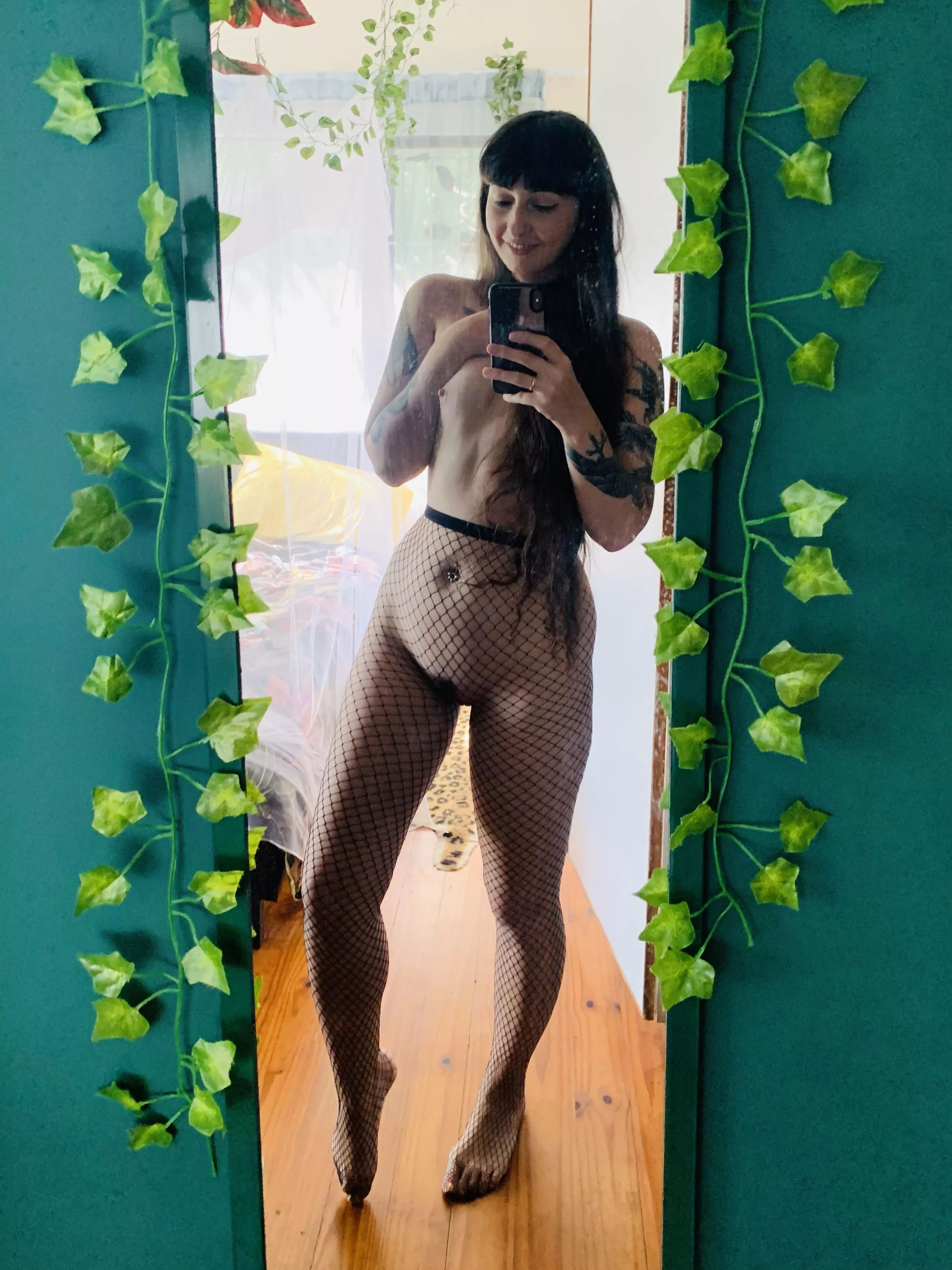 I may be tall, but I still want to be thrown around a little.. [f]