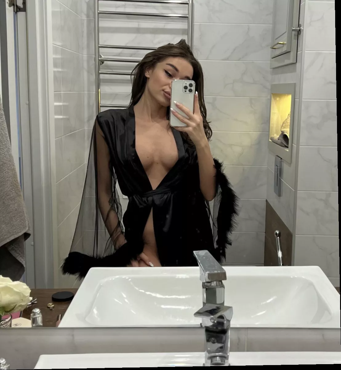 Mondays are better with boobs