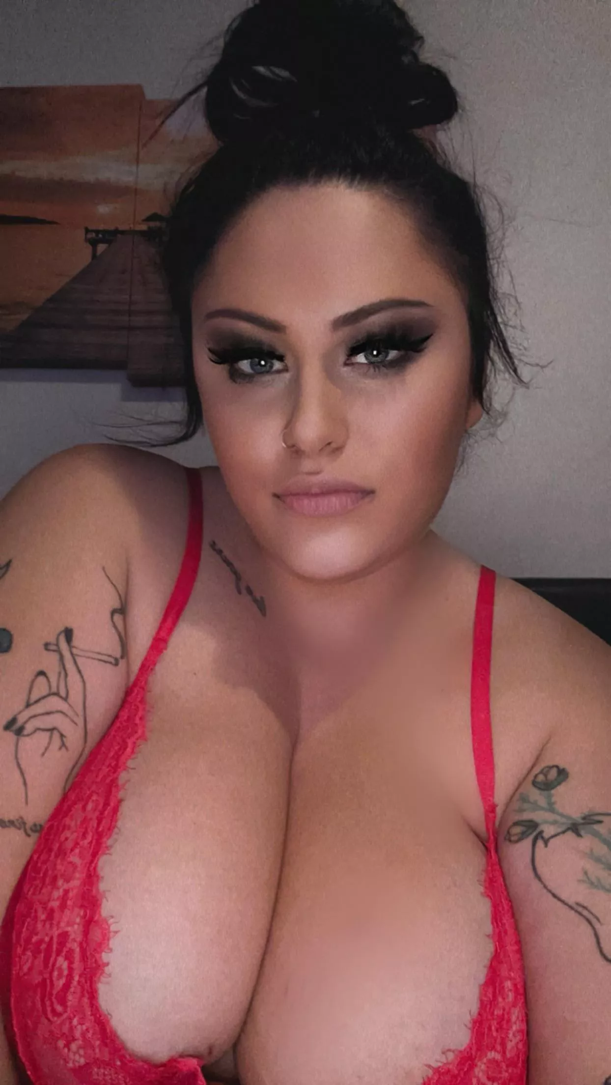 my new favorite top 💋 [F27] (OC)