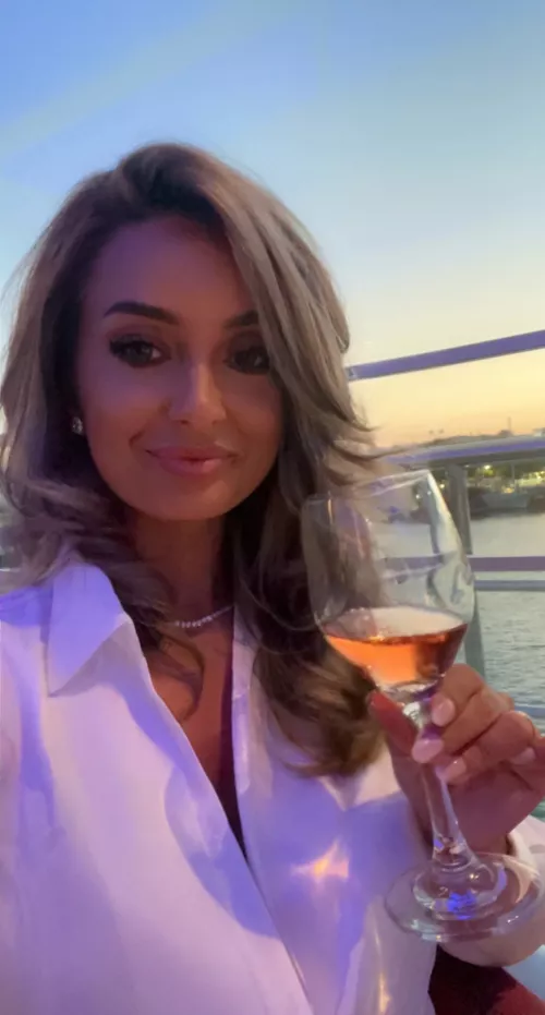 Needing some love ❤️