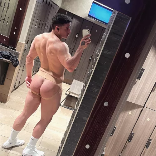 Nothing more imports to leg day than me