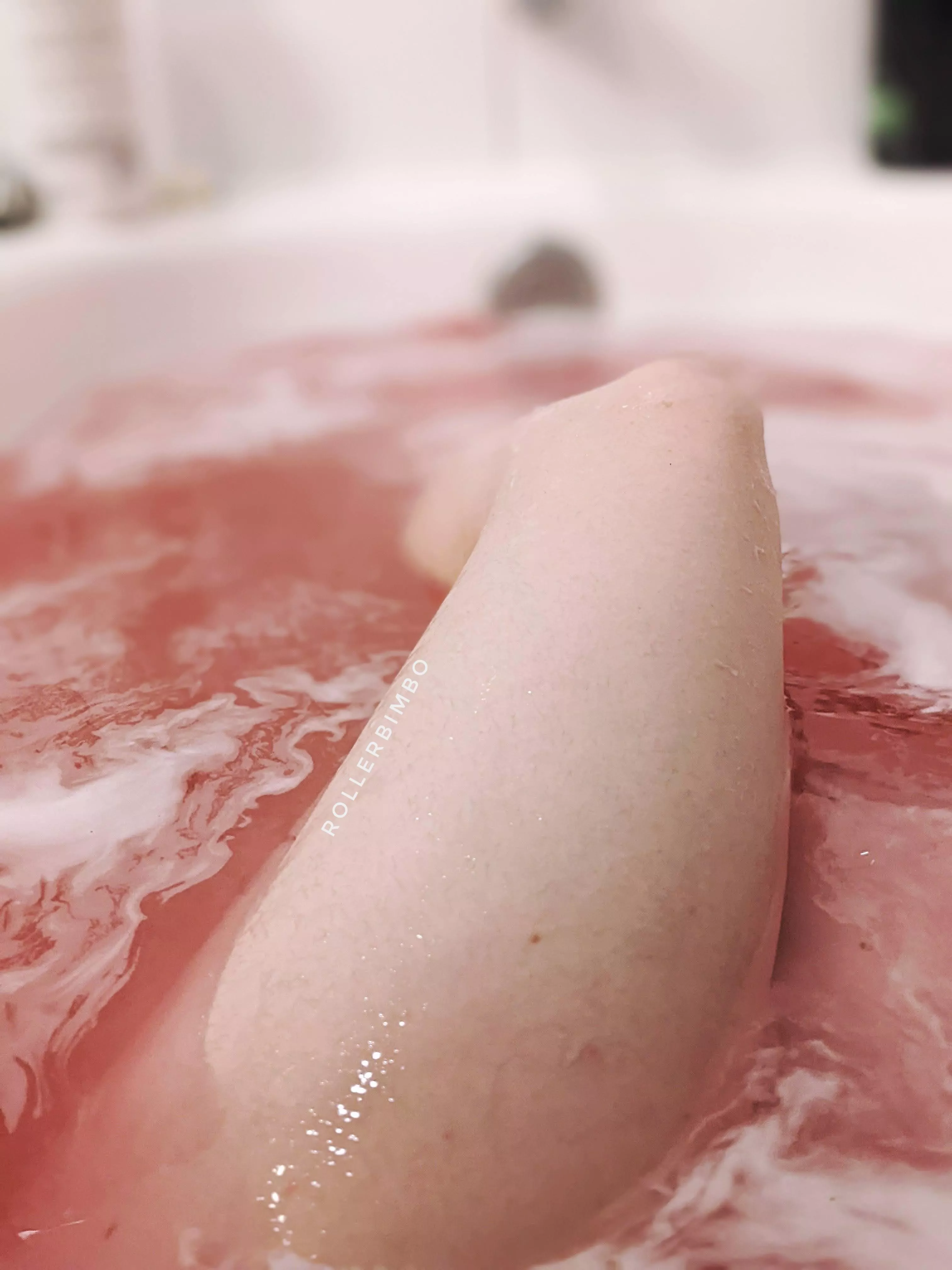 pink bath bomb