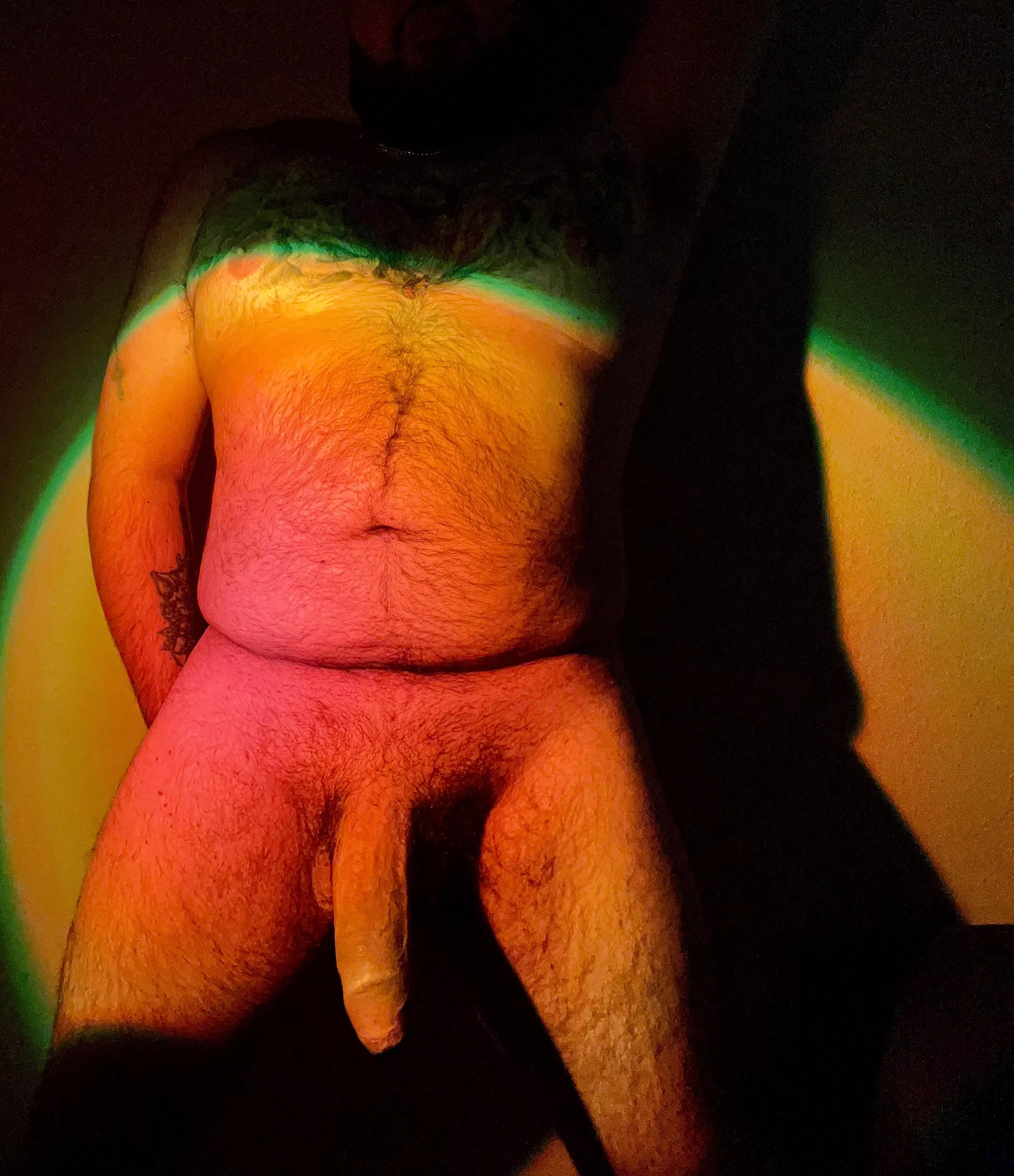 Really love the way different colors of lighting hit my body & cock 🙈