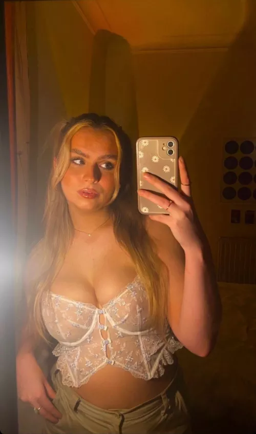 sarah is a classic case of girls turning to bimbos when they go to uni