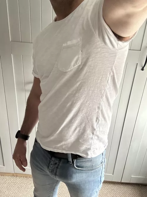 The ole blue jeans bulge