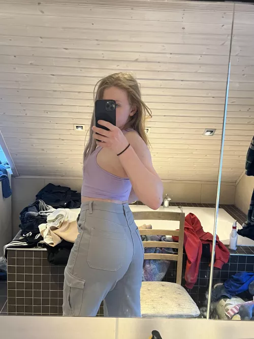 These new pants fit so well