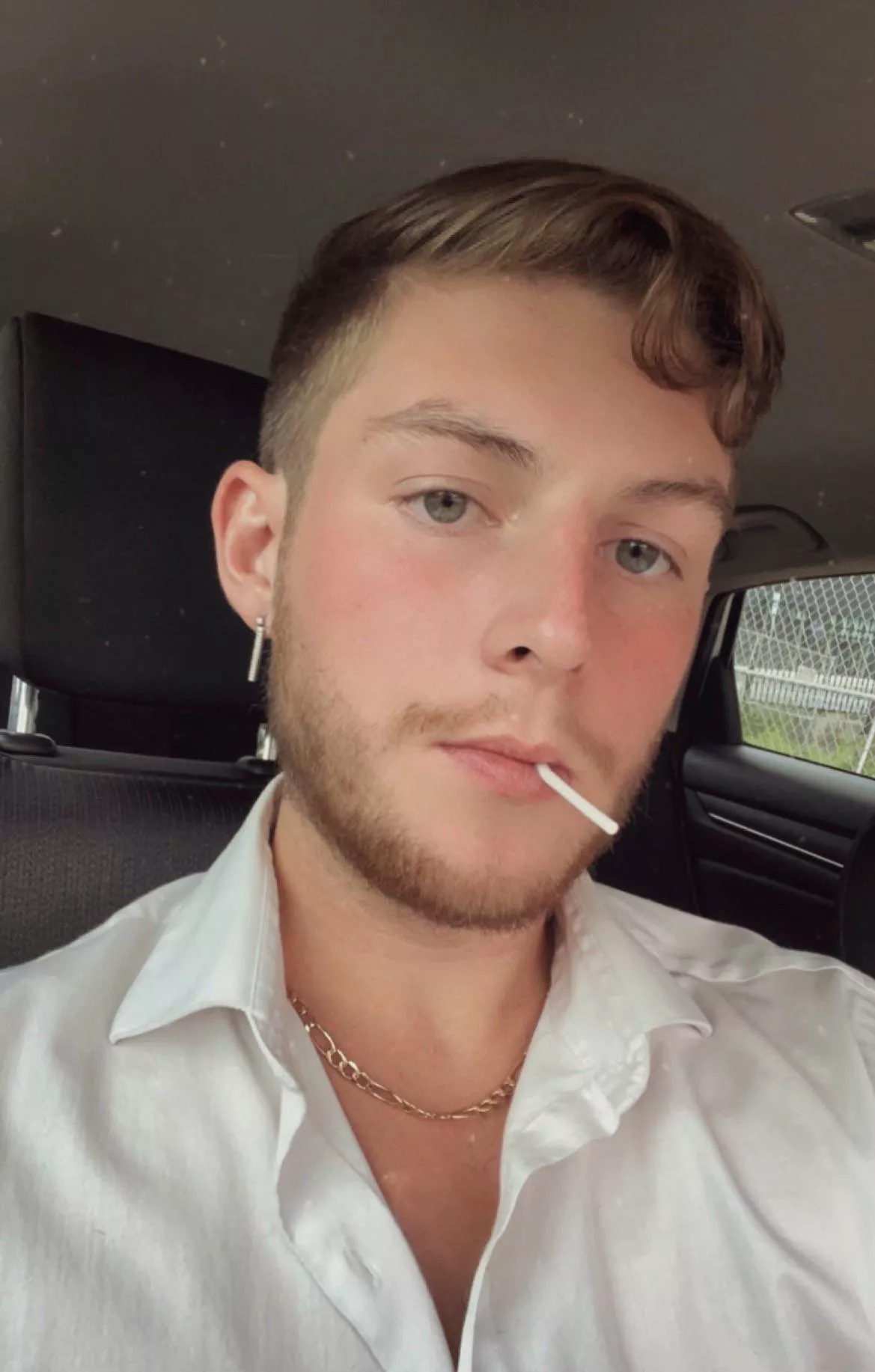 wanted a no filter post to introduce myself and say hello :) I hope you guys will welcome me