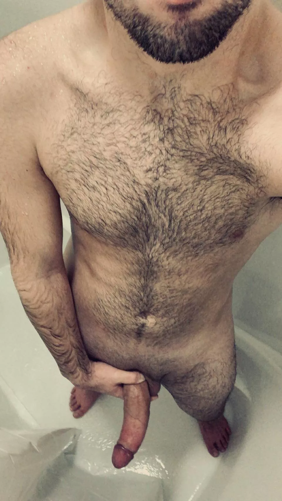 Who else loves to jerk off in the shower??