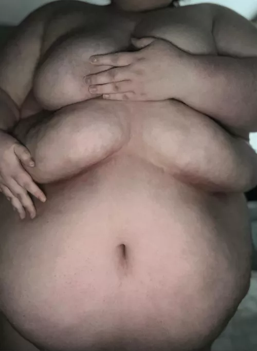 Who needs Texas Roadhouse when you could lick honey butter off of my rolls 😜🤤 any volunteers?