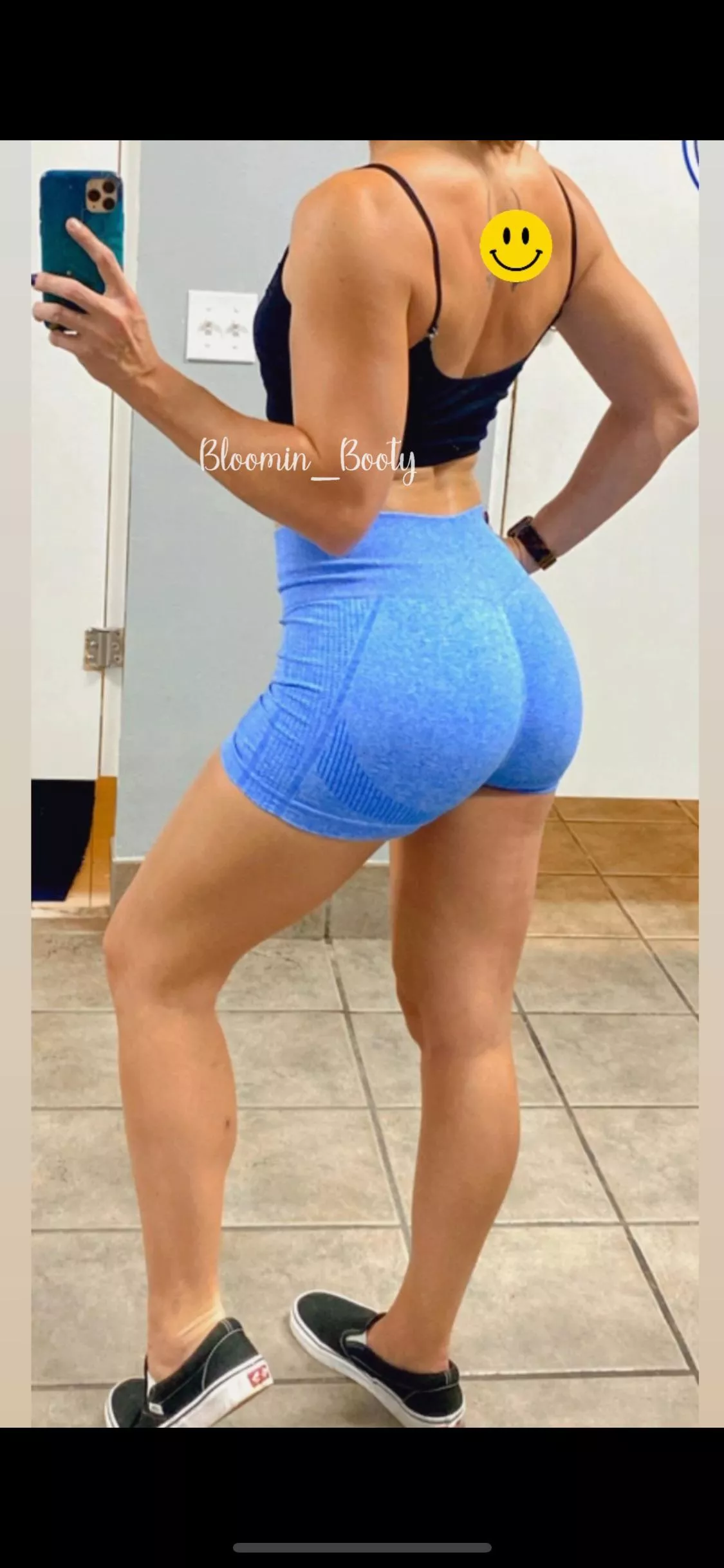 Will squat for a massive cock 🍆