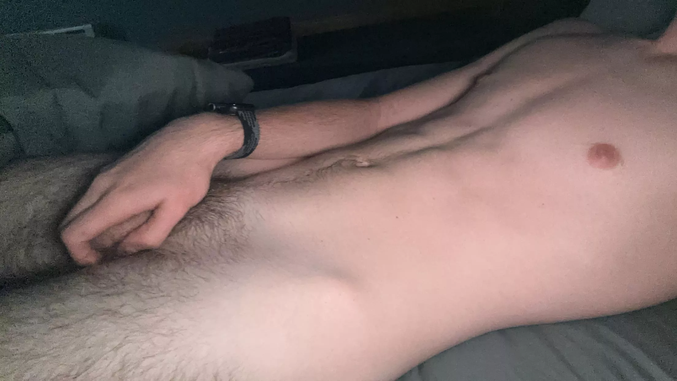 19 m hung. Fit or hung guys hmu andyw11222