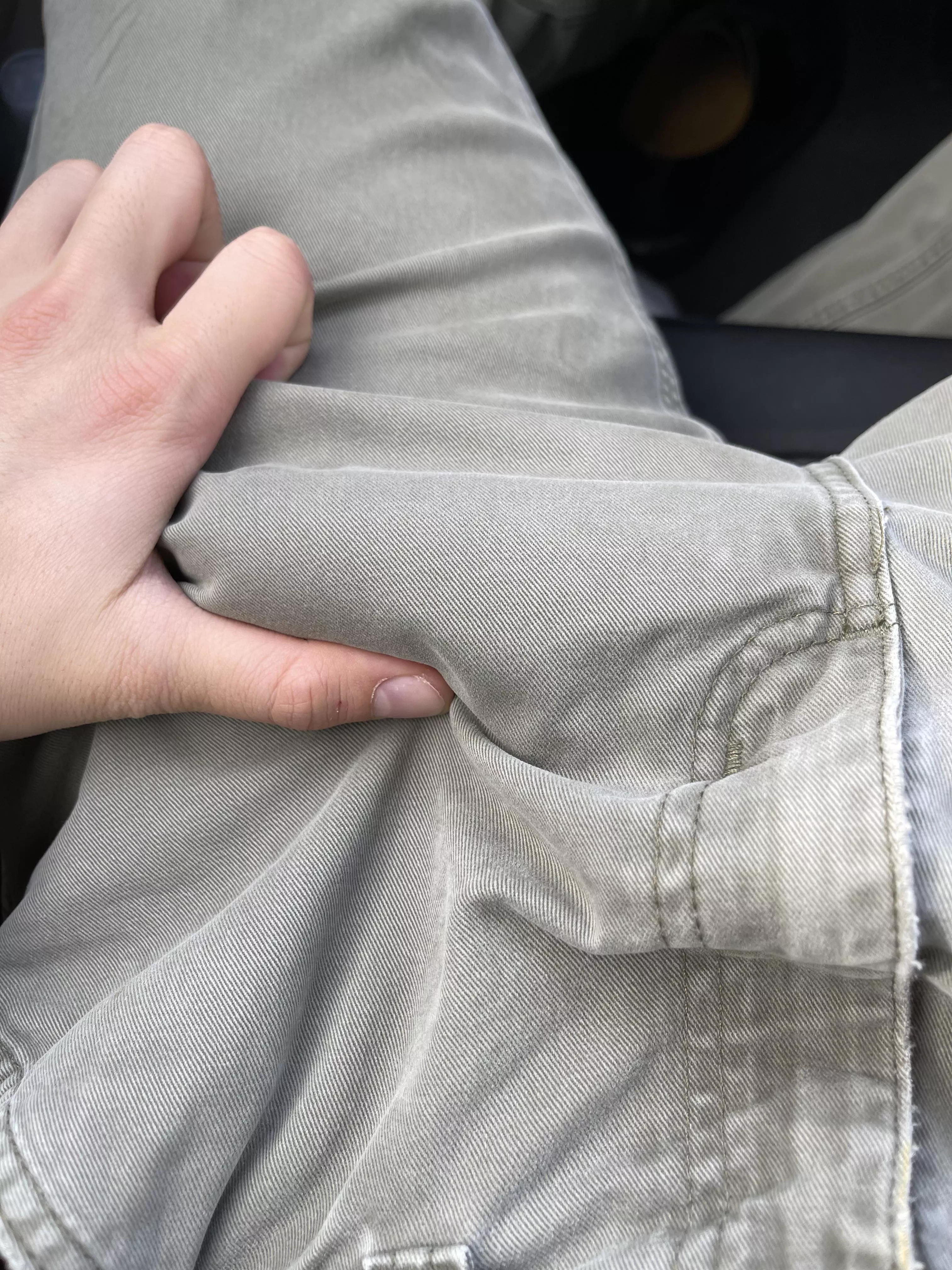 (21) Cum join me on my work break?