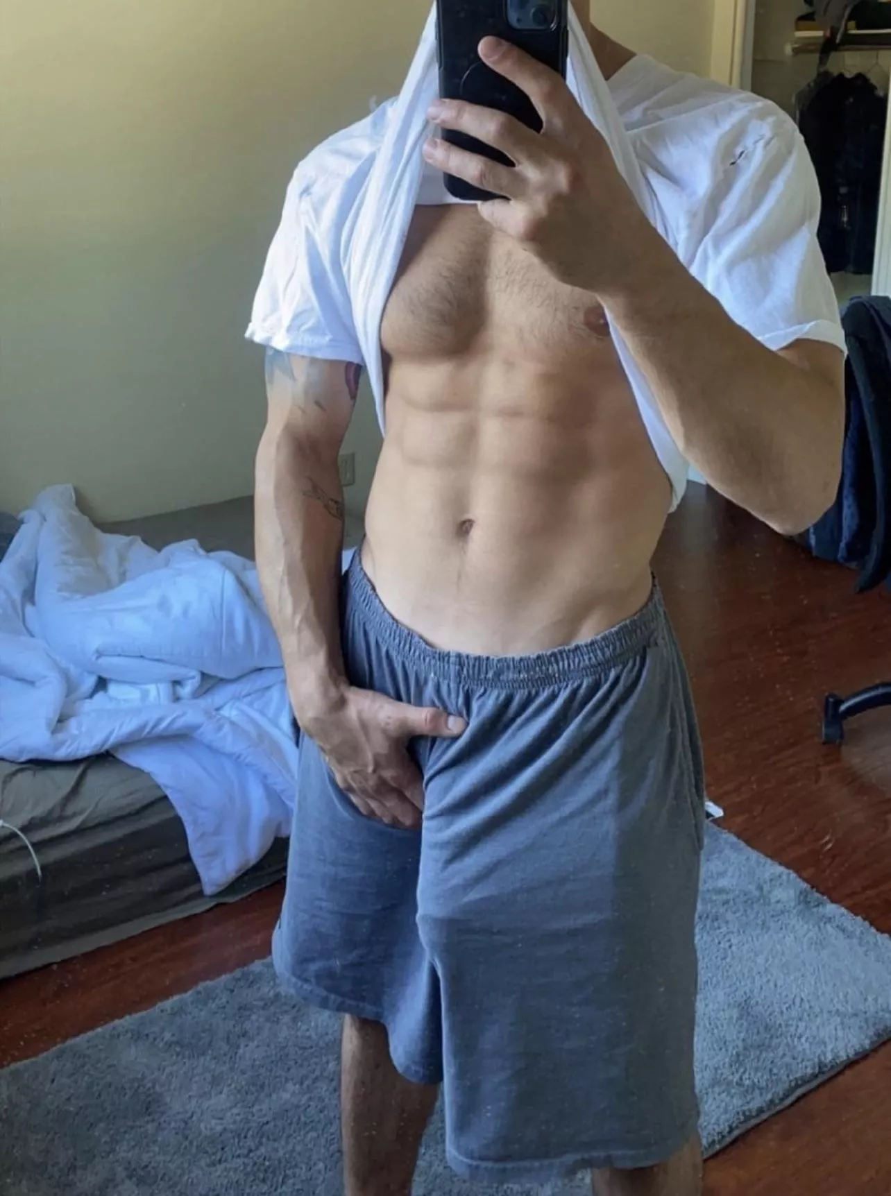 22 verbal dom top looking for fem bottoms to dirty talk to on audio call and jerk (fems only) sc umerbajwa4