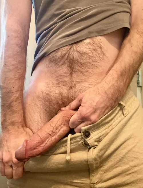 Anyone else having a hard time concentrating on work today? (46)