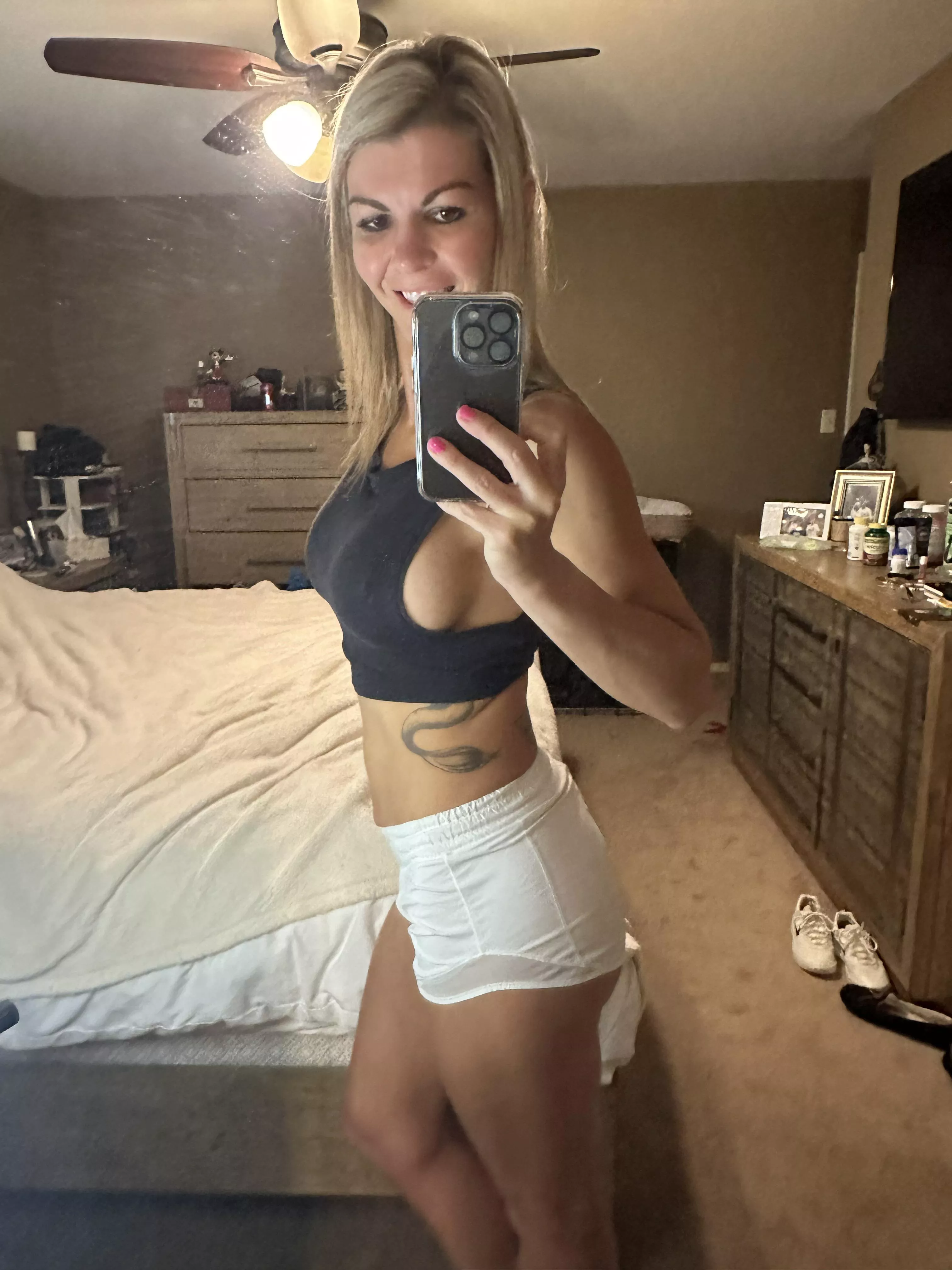 Born in 1983, that’s a good year for a MILF!