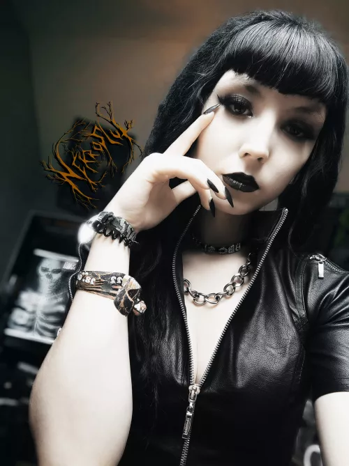 do I have goth bimbo potential?