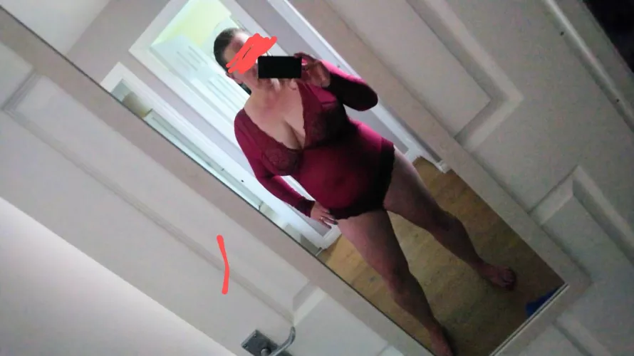 Does it reveal enough?