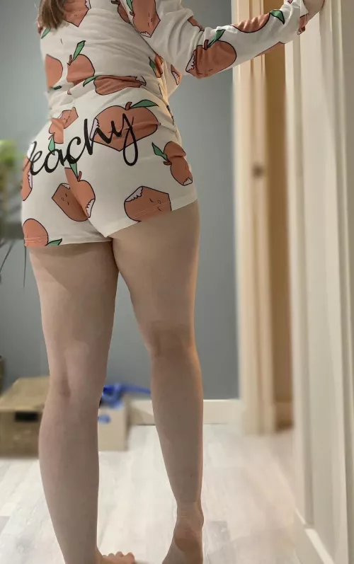 [F] Peachy 🍑