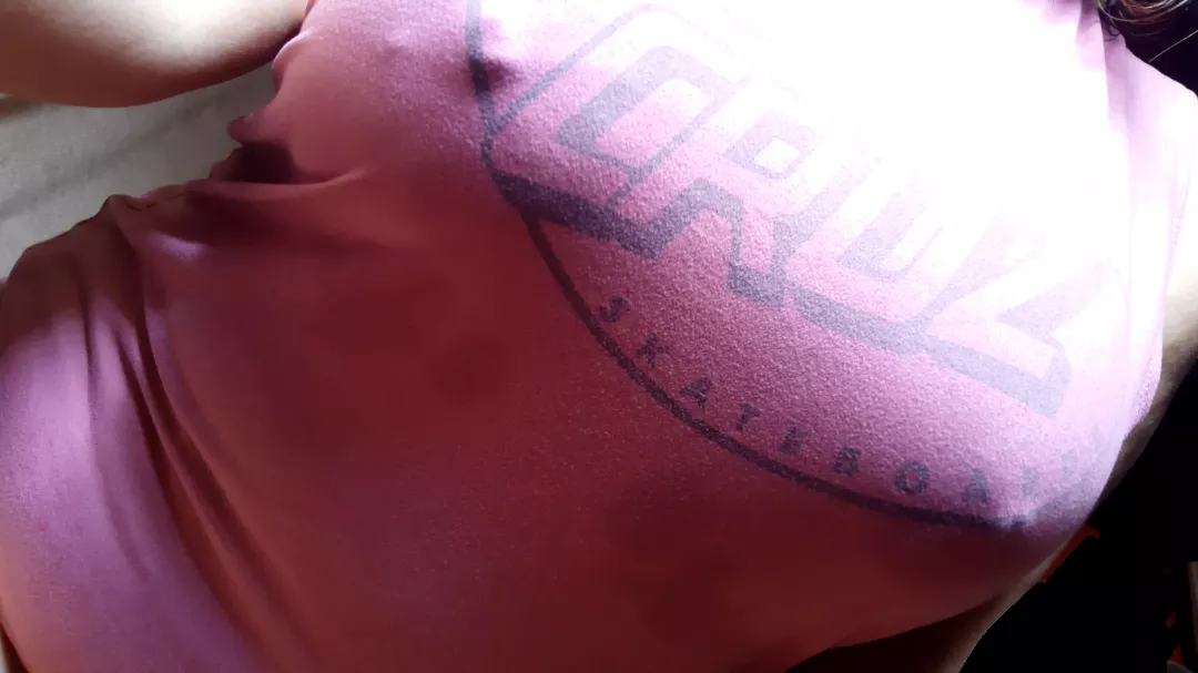 (f)Tough titmouse. Sweaty girls