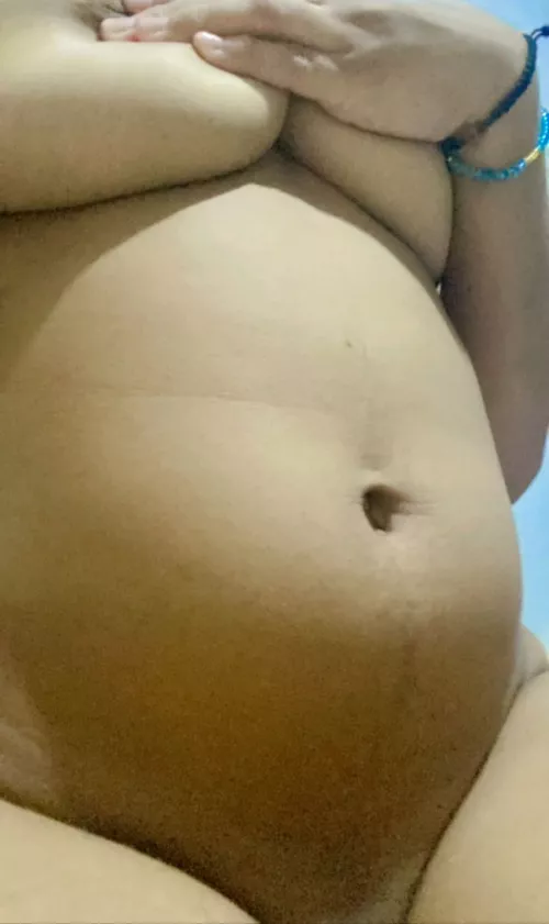 Hi, I'm alone 🥺 find me on my profile