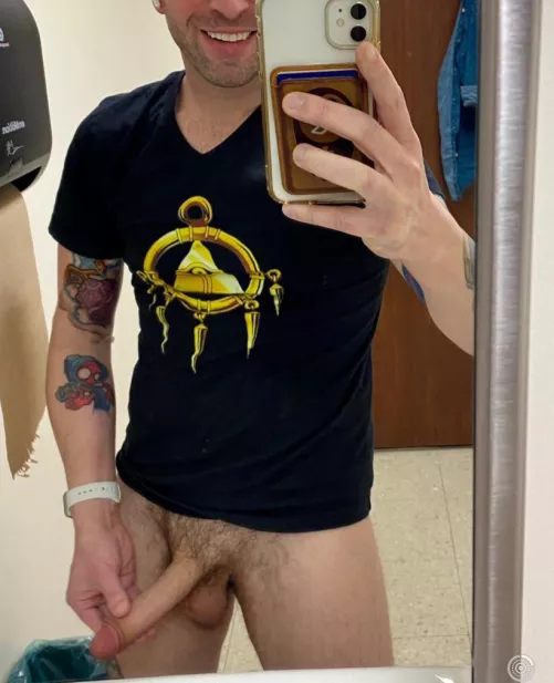 Horny at work. Wish I was tattooing you ;)