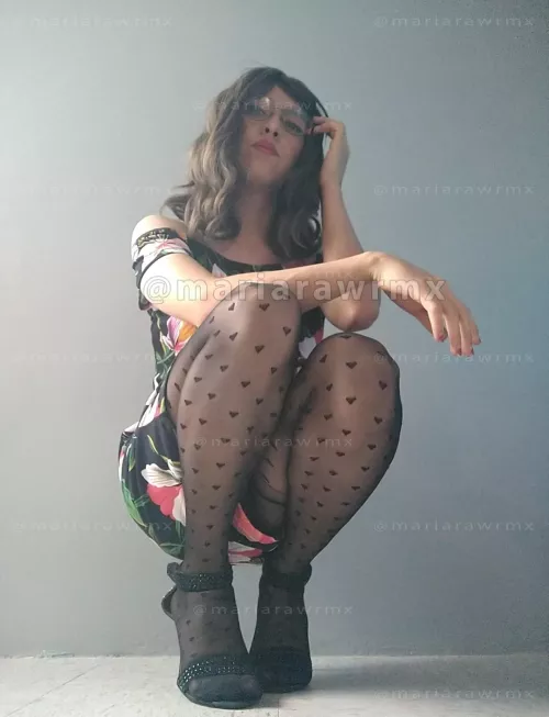 I love how my legs and feet look in stockings