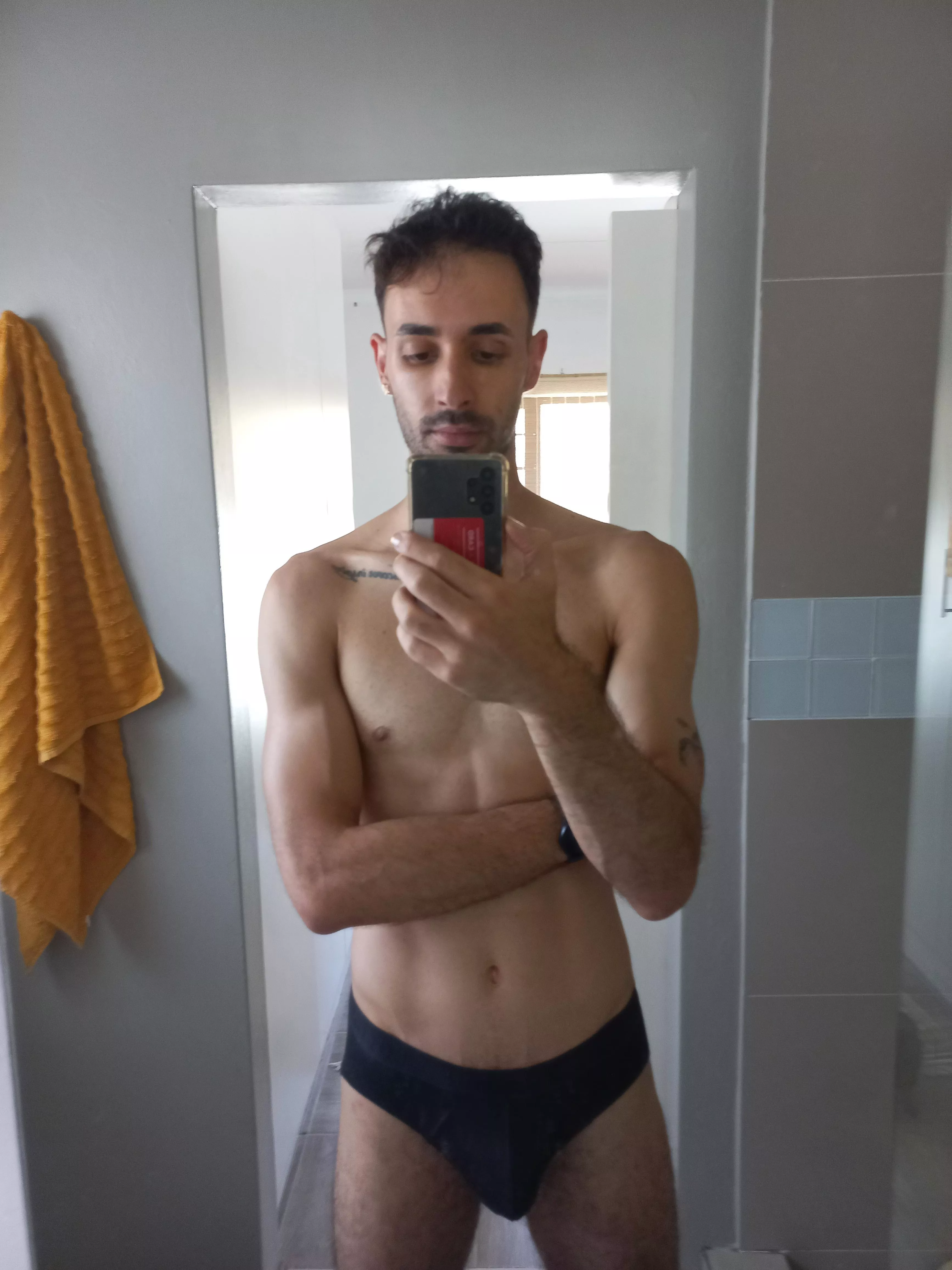 I love these black briefs. Super comfy!