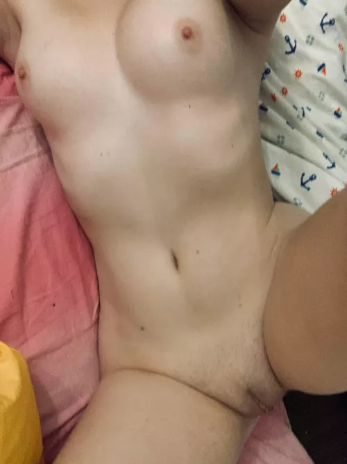 I’m lonely come make me company 😫