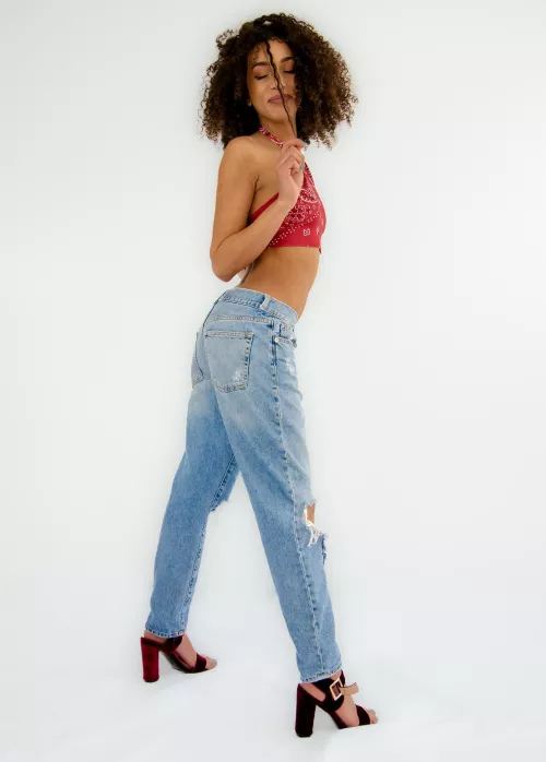 Let me fill your day with joy and fun !