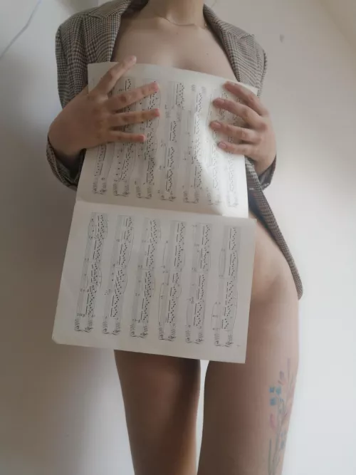 [mrs] piano teacher wishes you a great weekend ✨