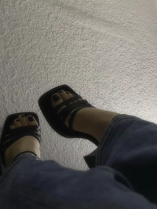 steve madden disco black satin heels (: