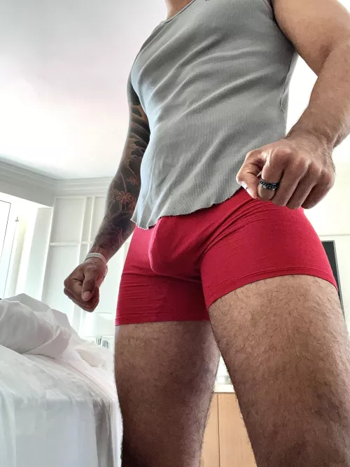 They say Red gets the people going