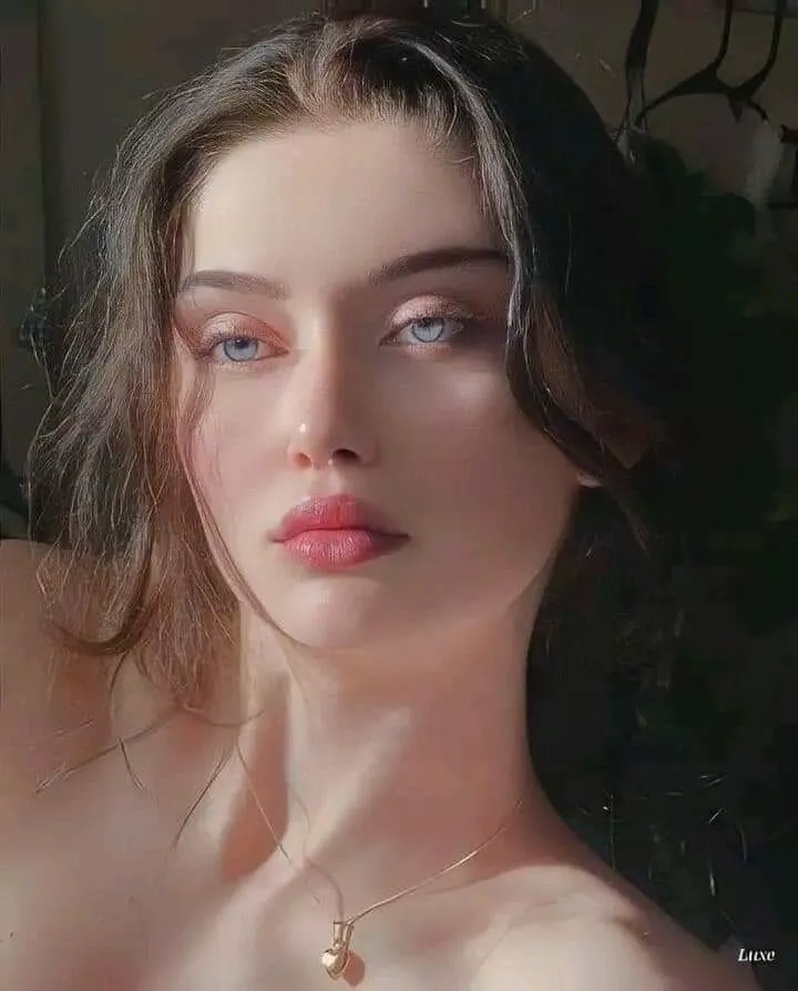 what's the name of this hot model?