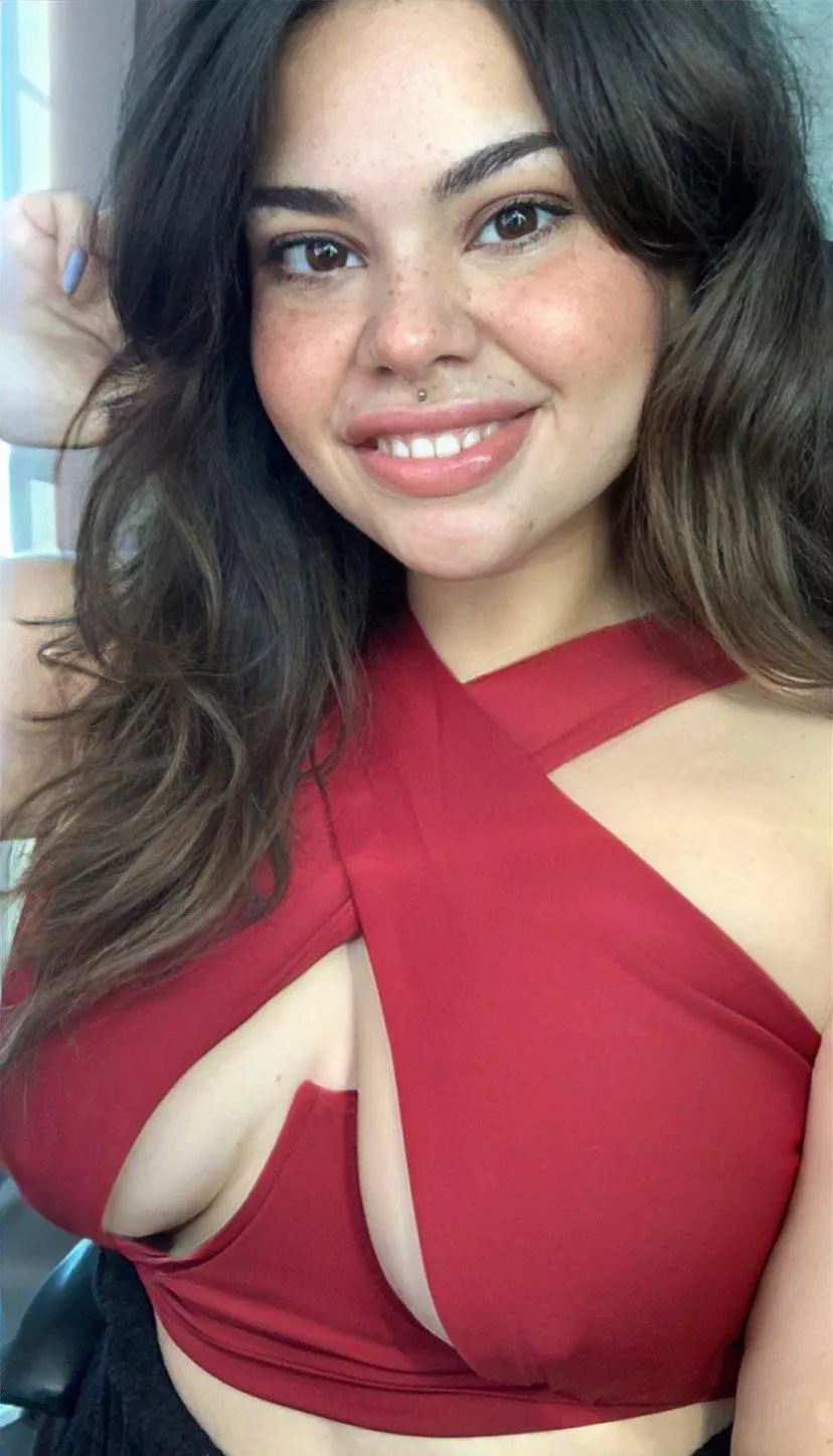 Would you fuck a freckled Latina?