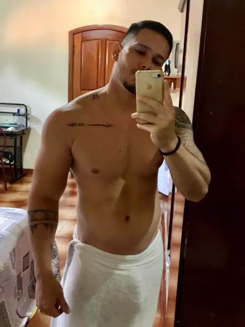 (29) do i make you feel something babe? 🔥