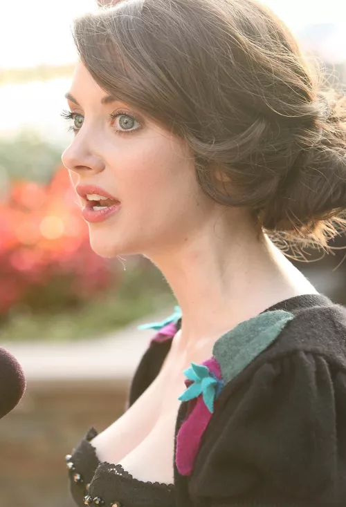 Alison Brie