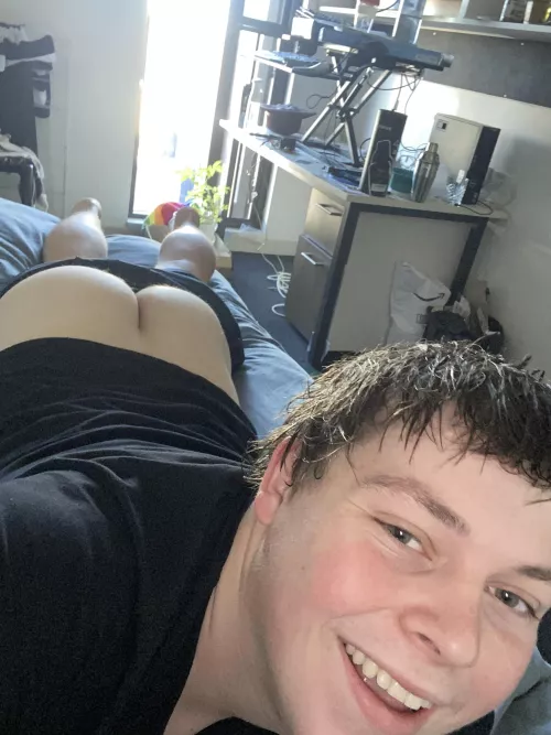 Good morning I think my ass needs some excerises 😉