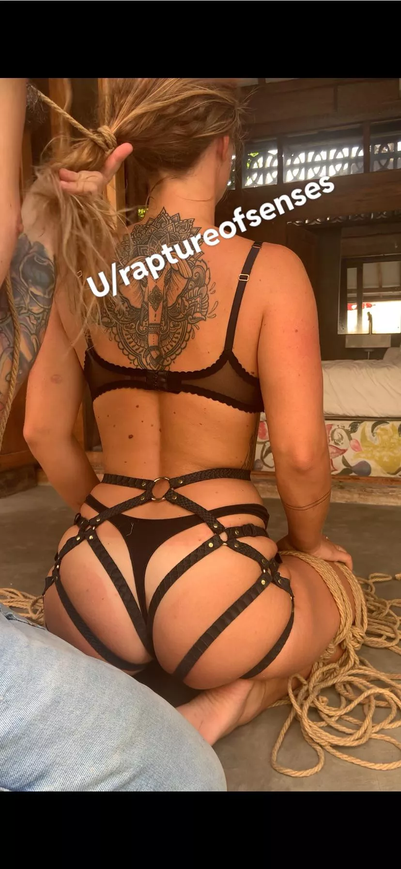 Hair tie, leather and ropes