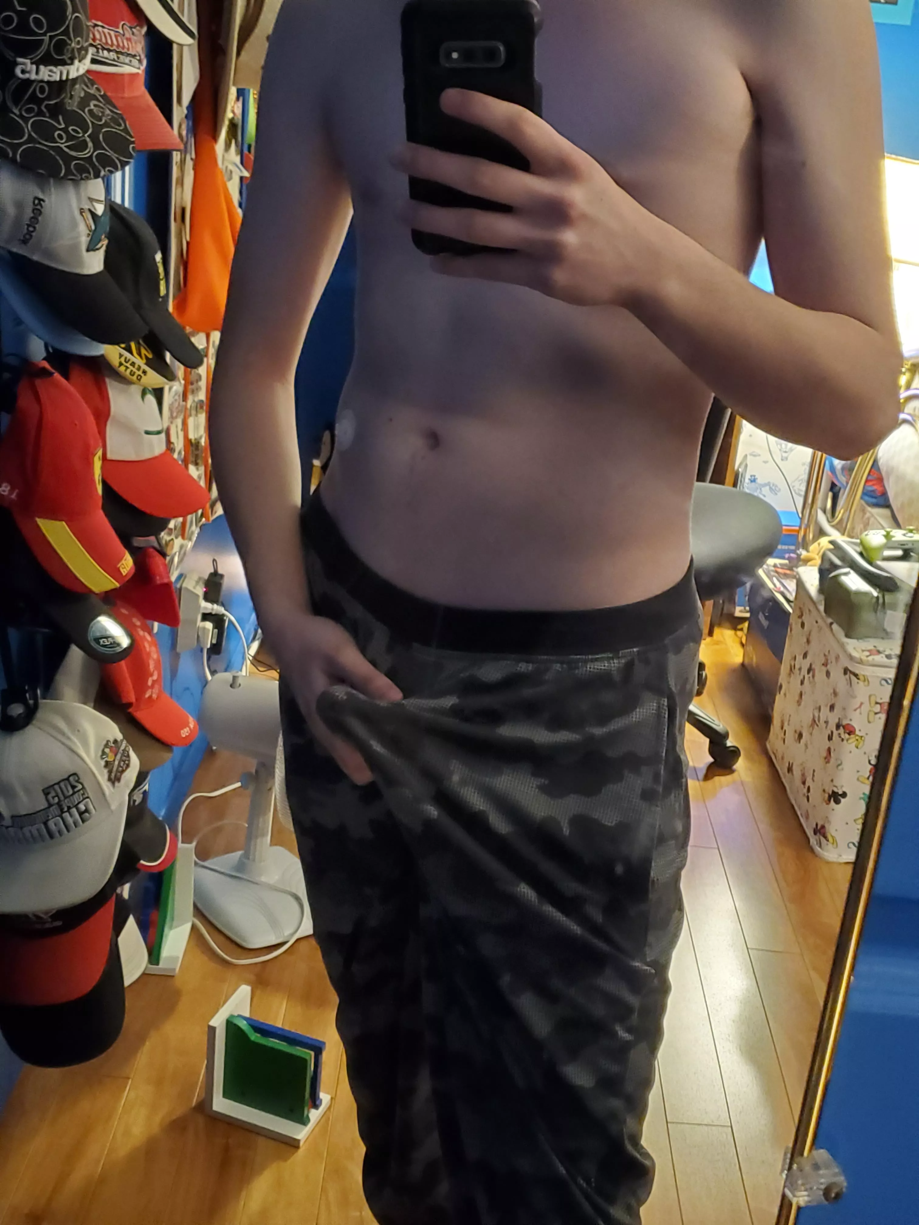 High drive + Anxiety = always horny & lonely ;)