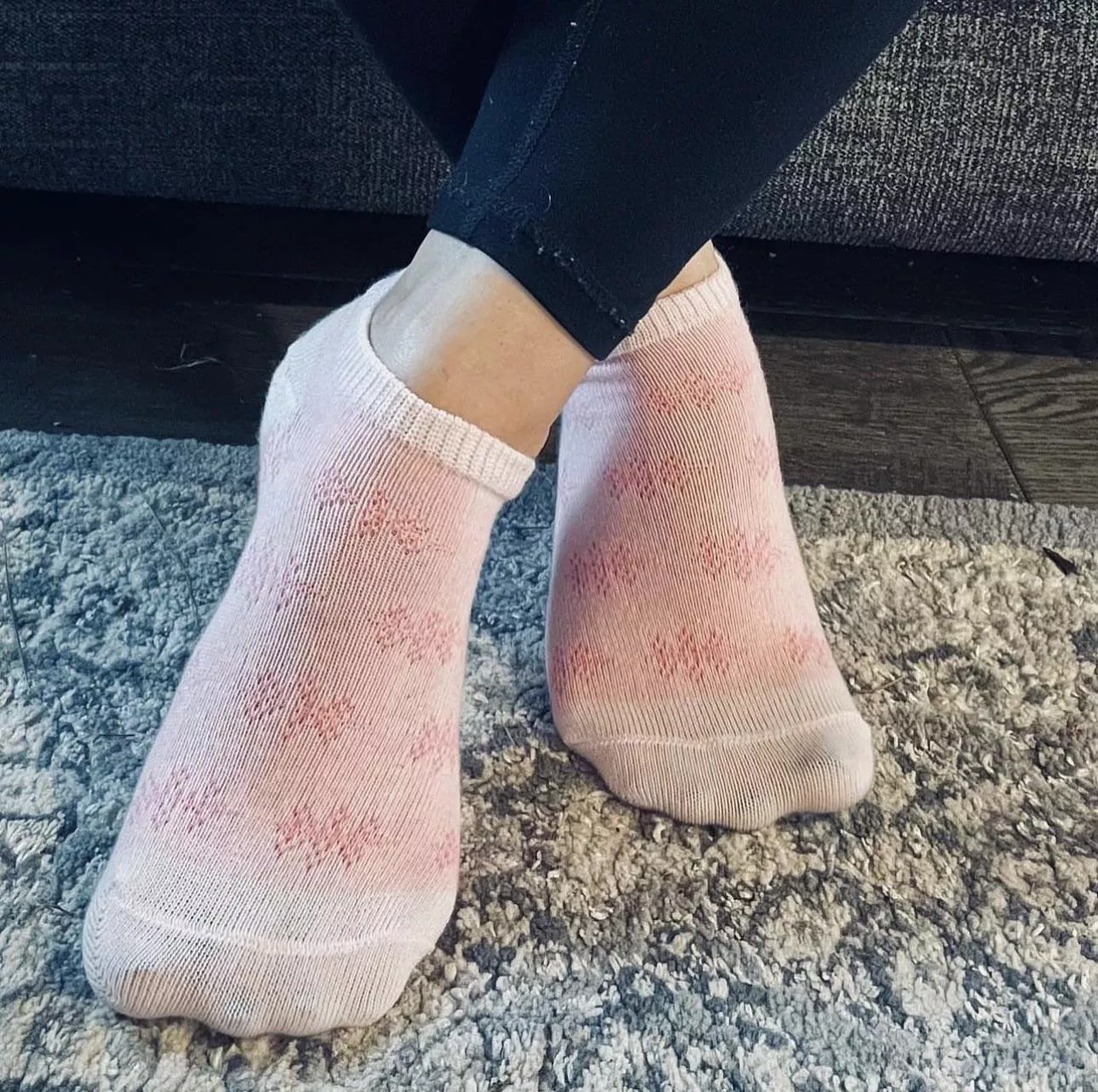 I bet your cock is longer than my feet 🍆😏❤️